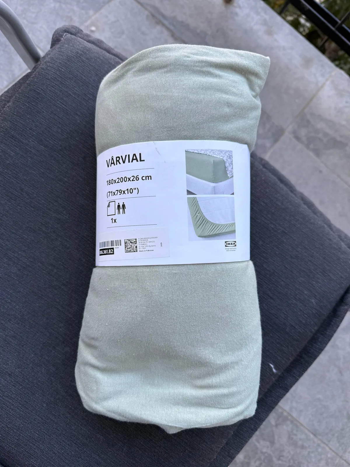 Натяжная простынь IKEA VARVIAL 180×200 1