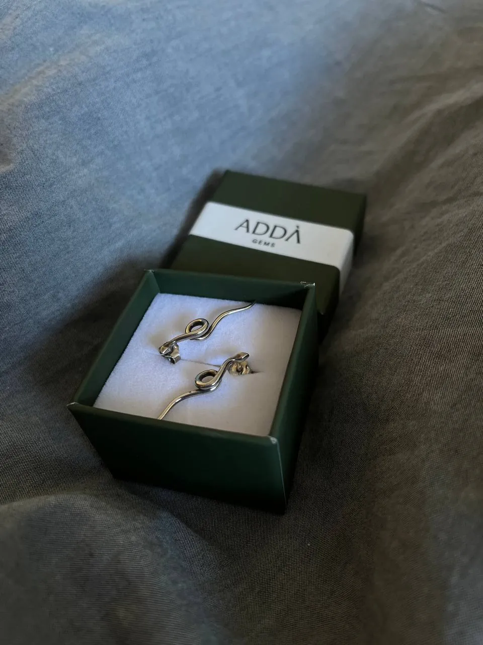 Серебряные серьги змеи Adda gems 1