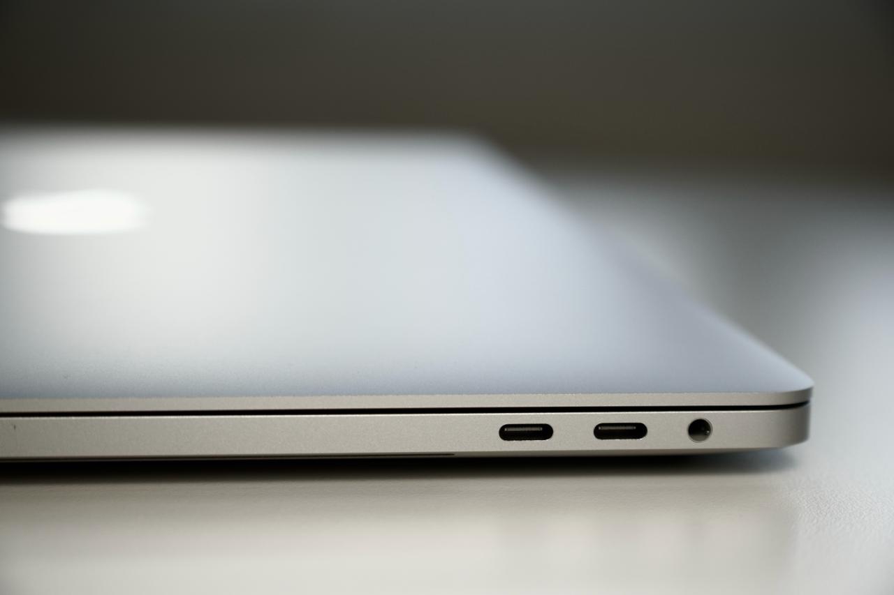 Apple MacBook Pro 16" 6