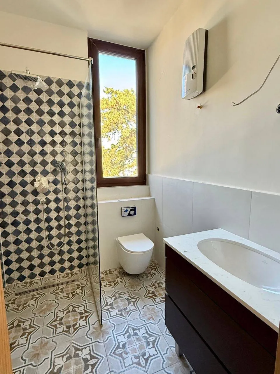 Четырёхкомнатная квартира 123 м² Senjak аренда 2