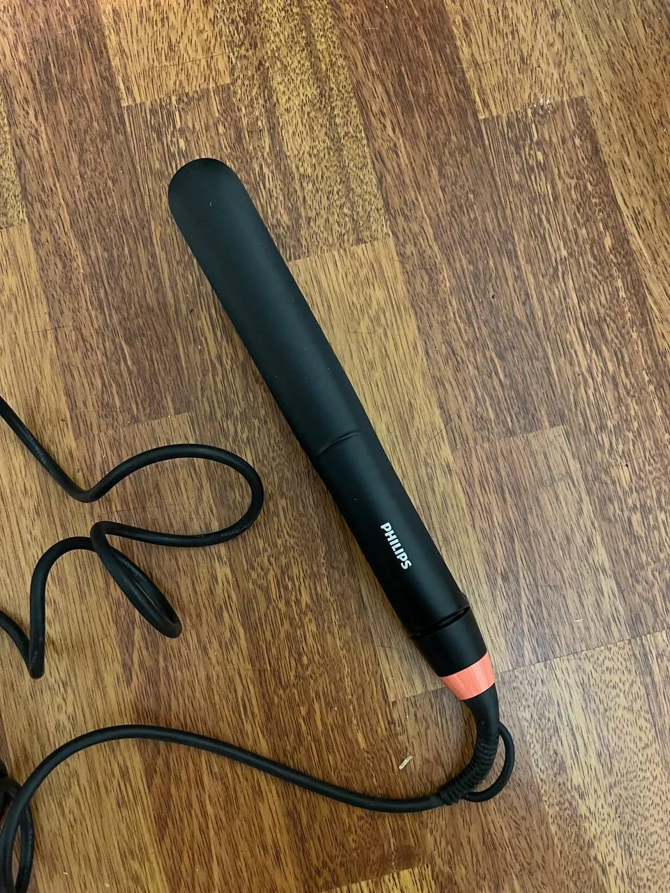 Выпрямитель для волос Philips 1