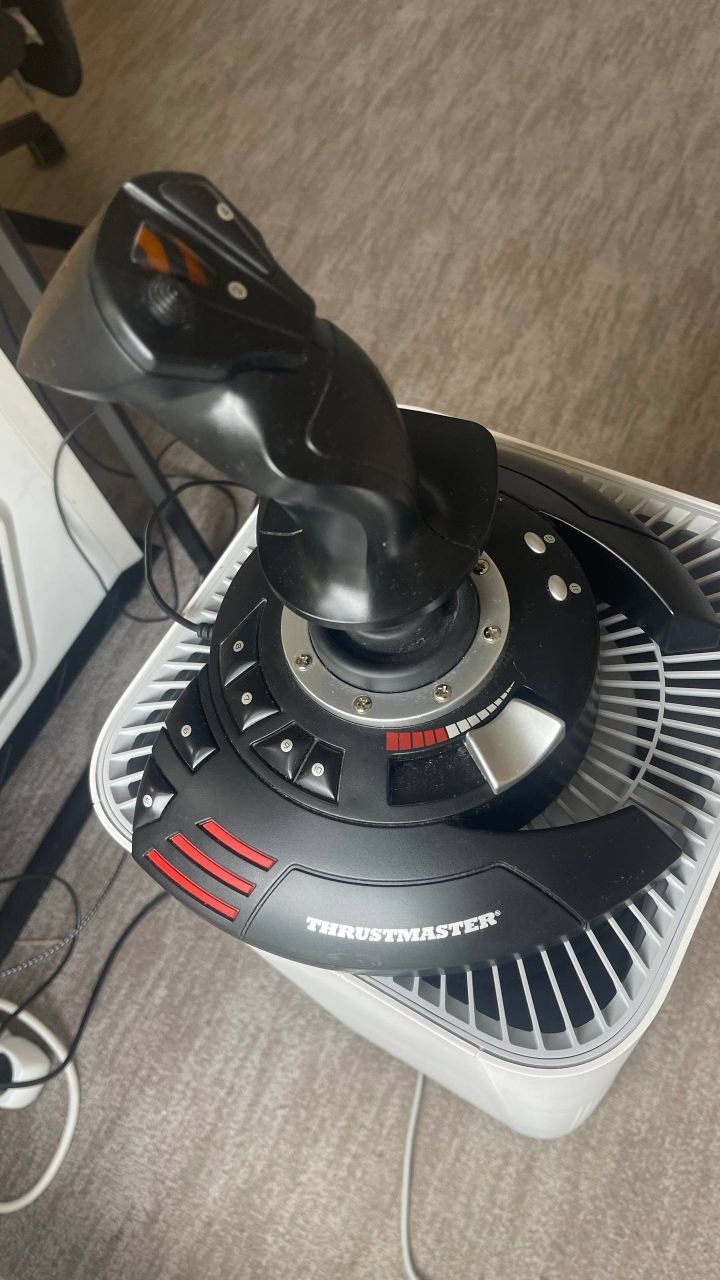 Joystick Thurstmaster T.Flight Stick X 3