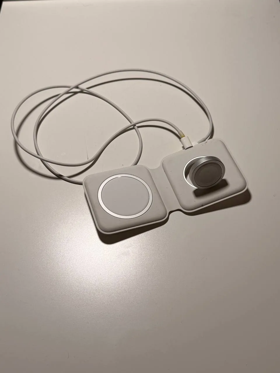 Зарядка Apple MagSafe Charger Duo двойная 1