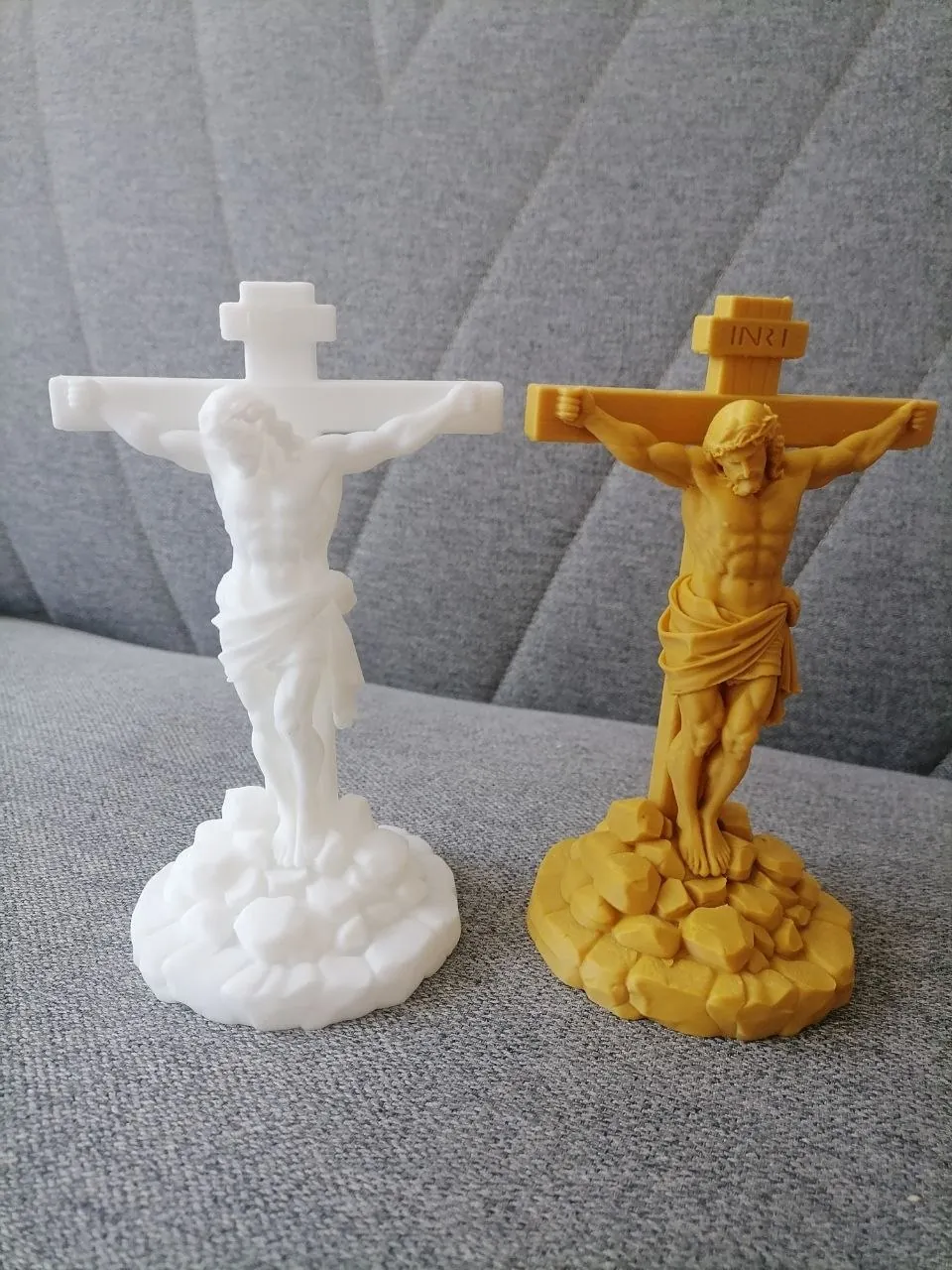 Статуэтки ангелы и распятие 3D-печать Суботица 2