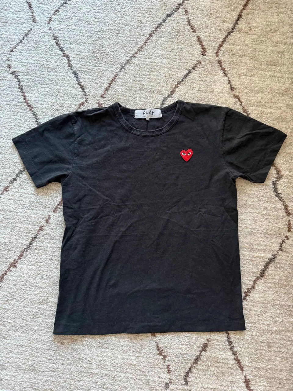 Футболка Comme des Garçons PLAY чёрная 1