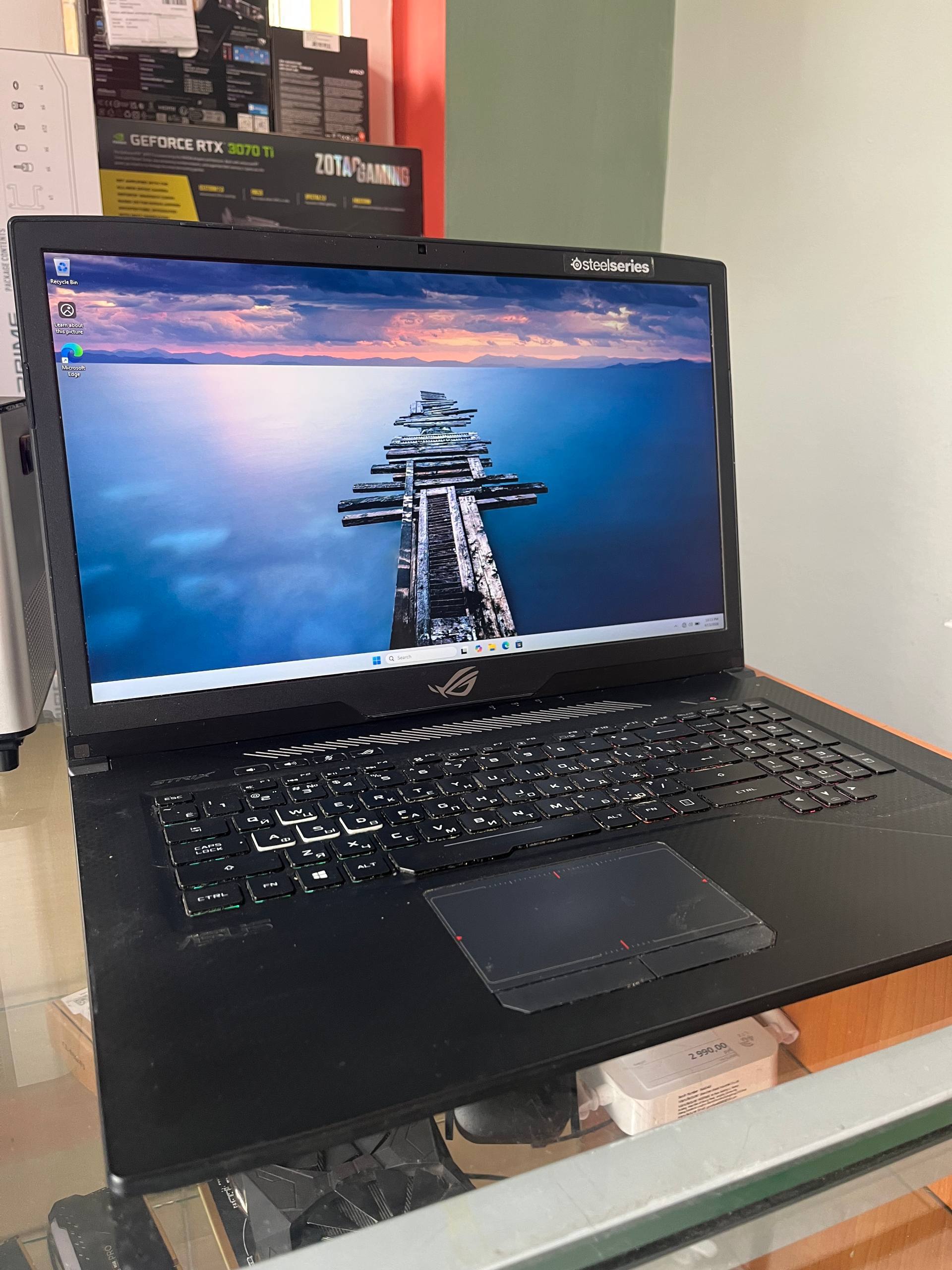 ASUS ROG Strix GL703G 1