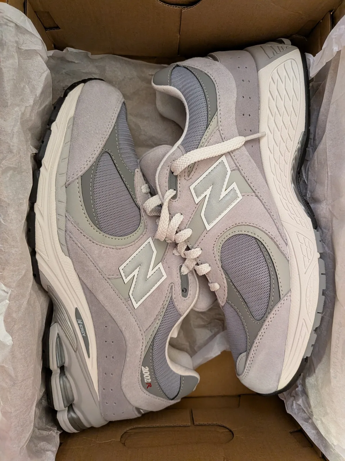 Кроссовки New Balance 2002R Gore-Tex 43 1