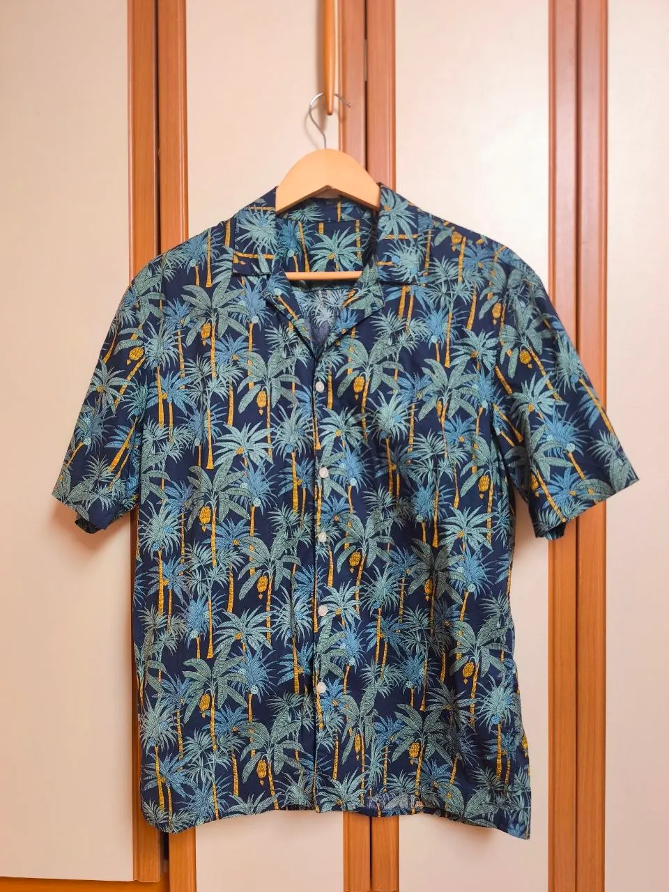 Женская одежда H&M Uniqlo Calsedonia Детелинара 3