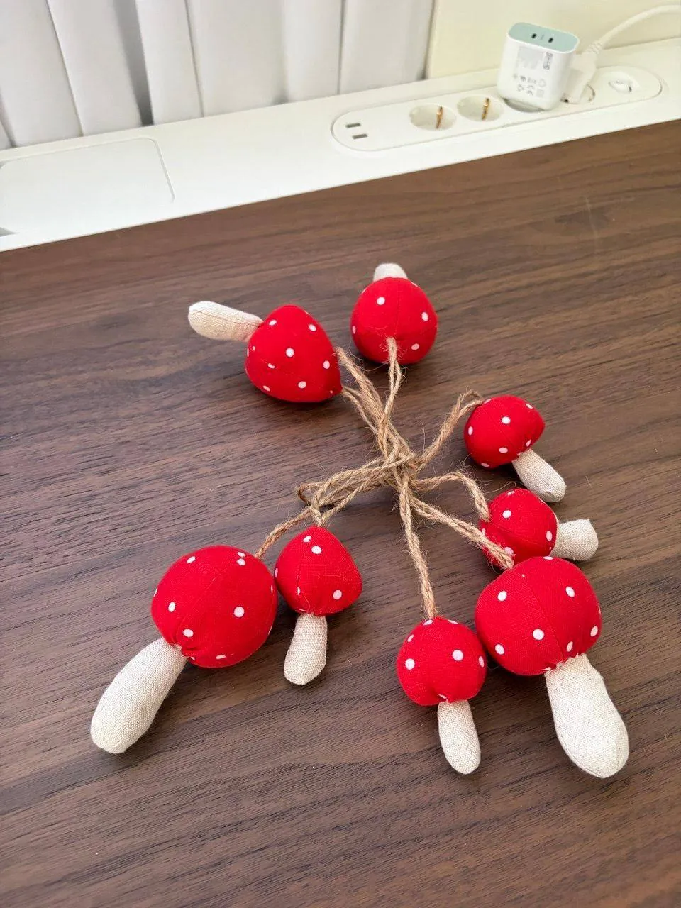 Новогодние ёлочные украшения и декор IKEA Белград 7
