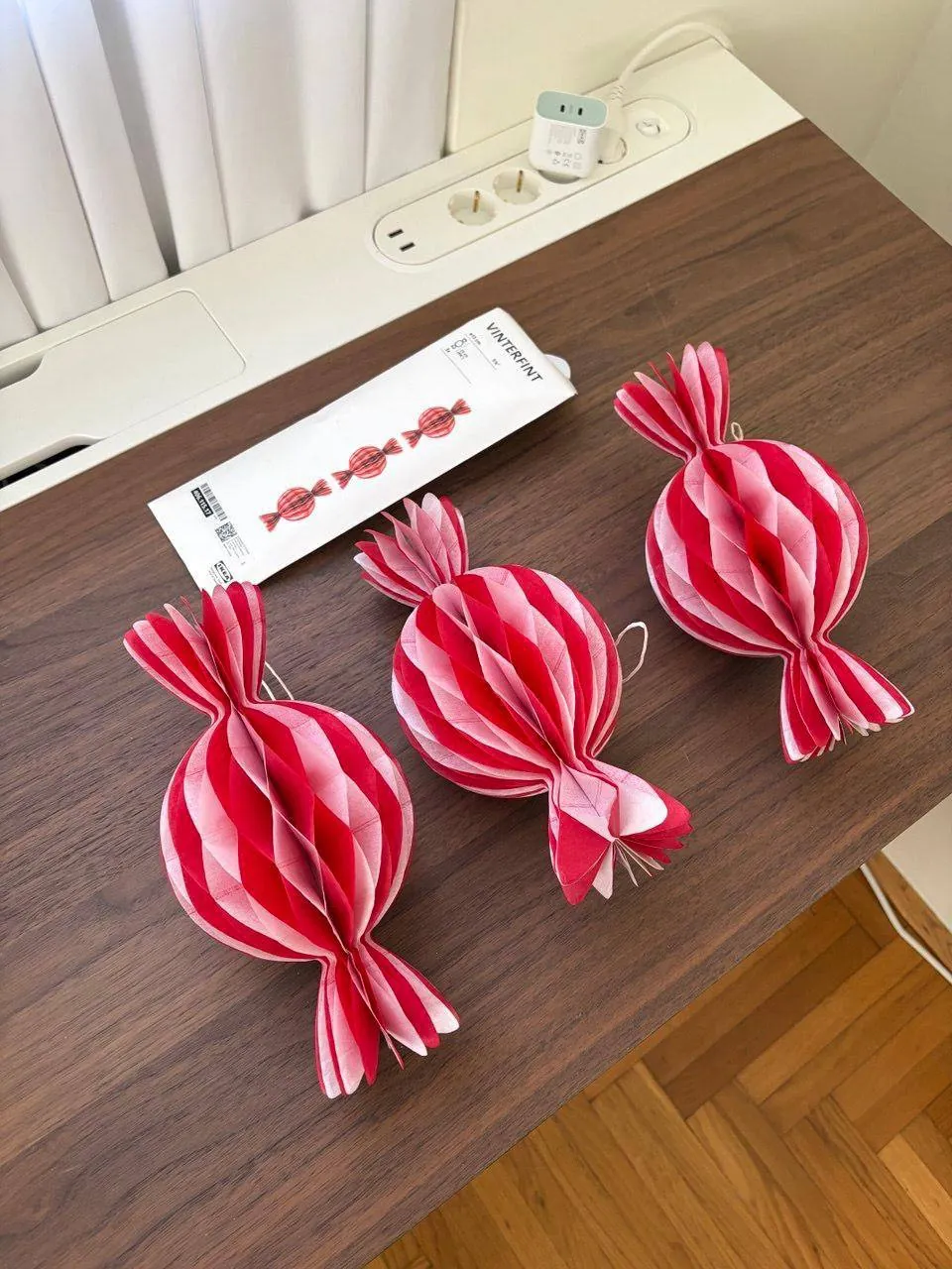 Новогодние ёлочные украшения и декор IKEA Белград 9