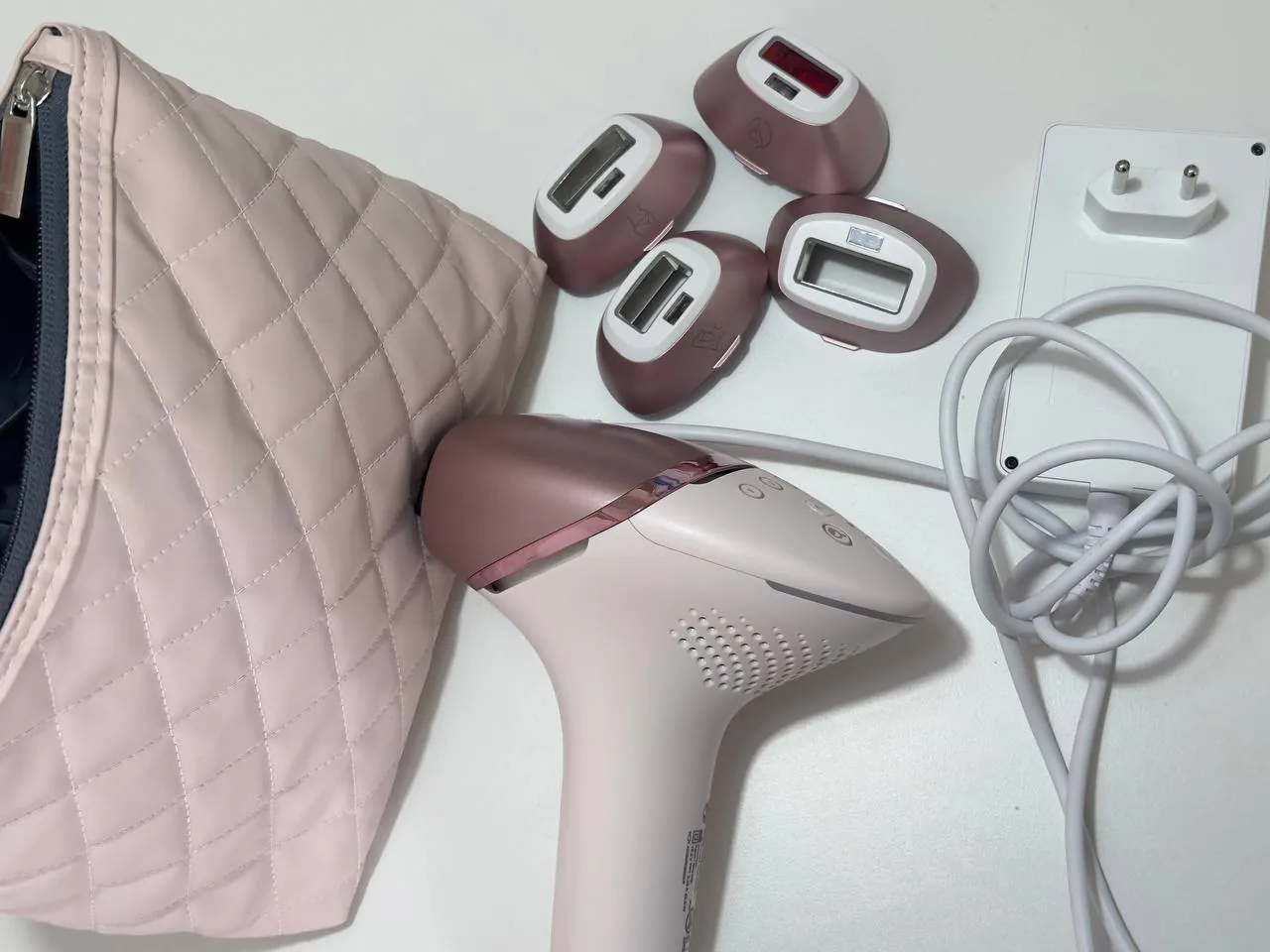 Фотоэпилятор Philips Lumea 4 насадки 1