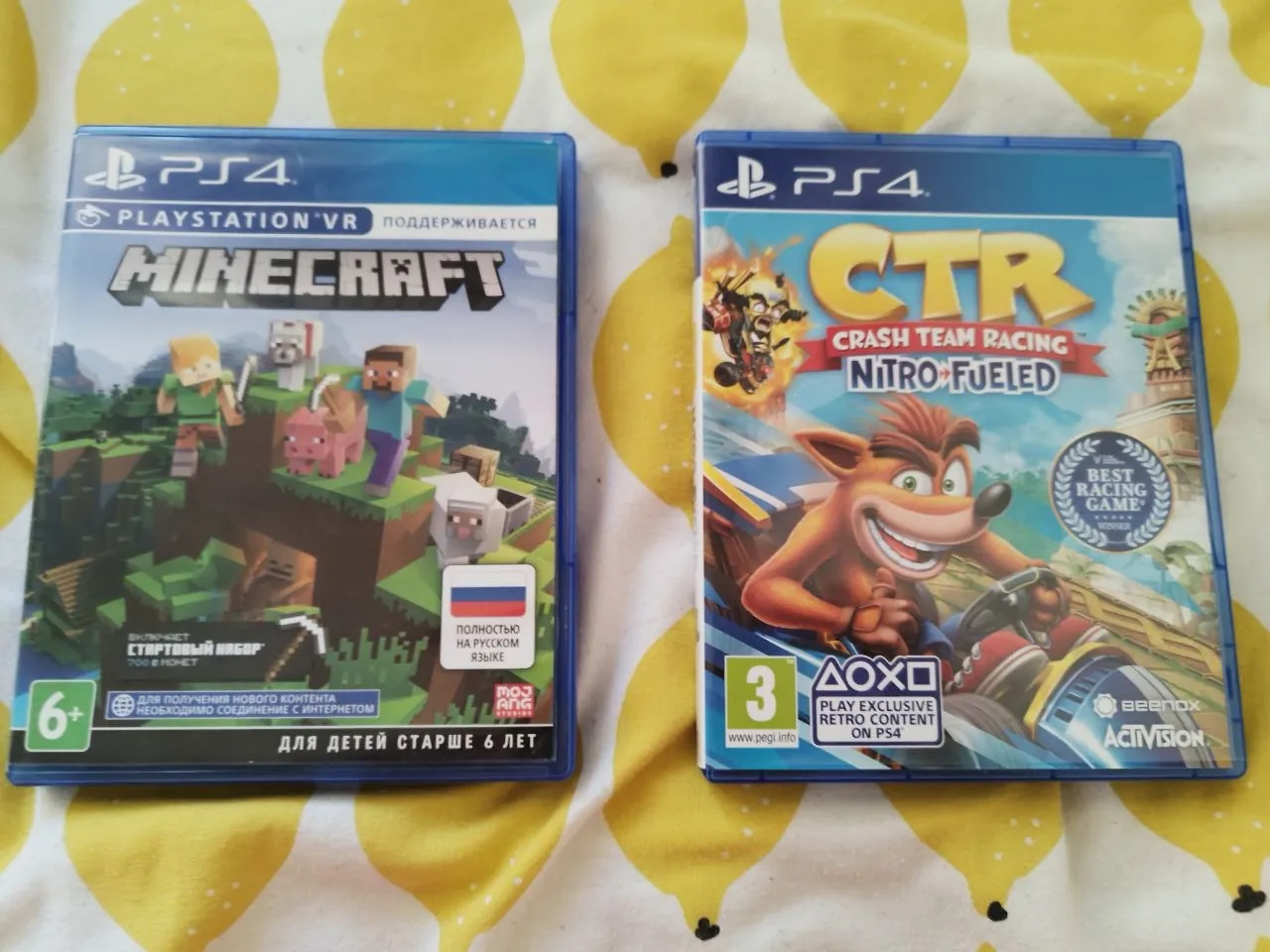 Диски PS4 Minecraft и Crash Team Racing 1