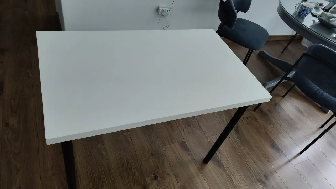 Стол IKEA Linnmon с чёрными ножками, Суботица 3
