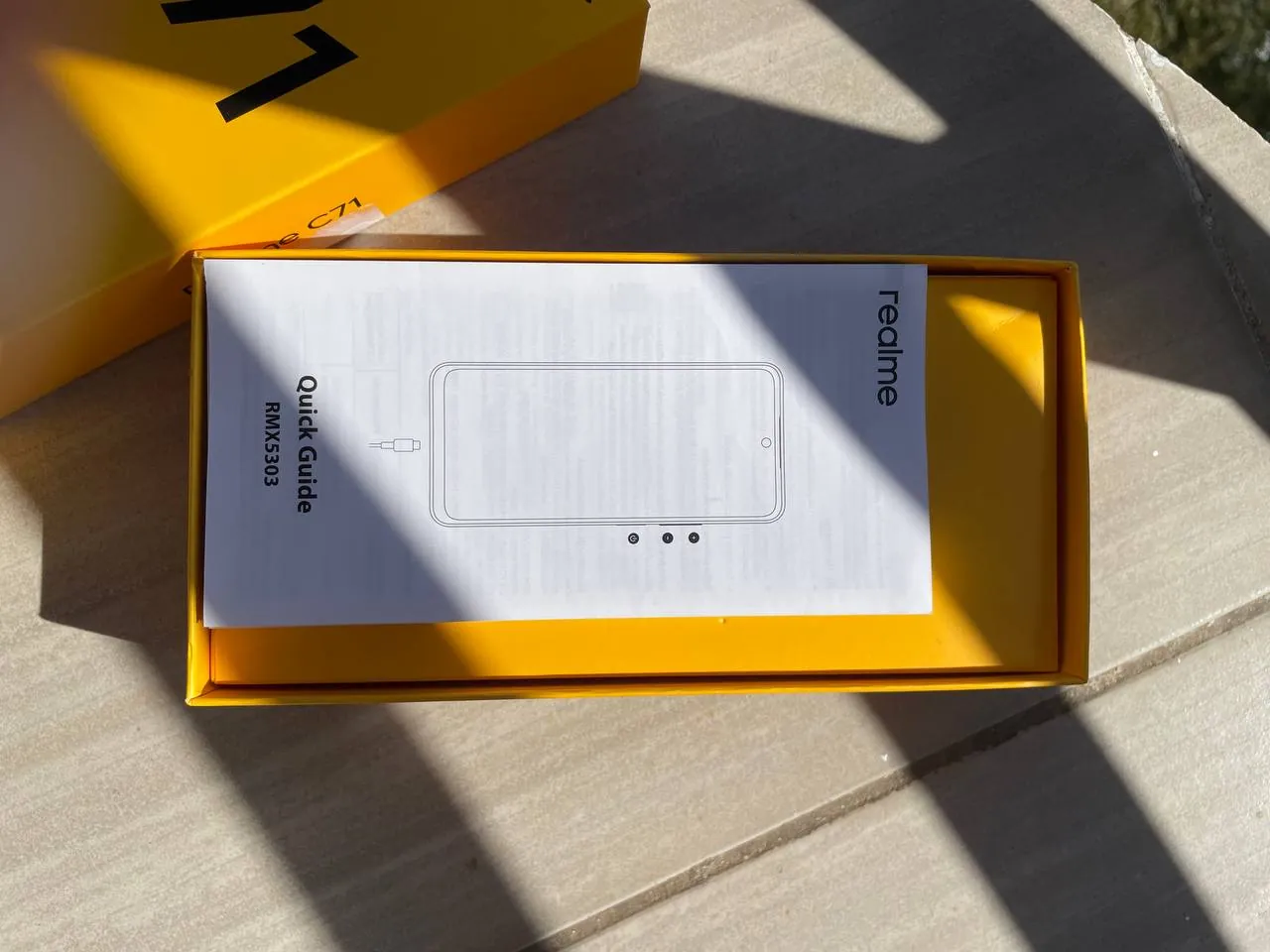 Смартфон Realme C71 256 ГБ в отличном состоянии 6