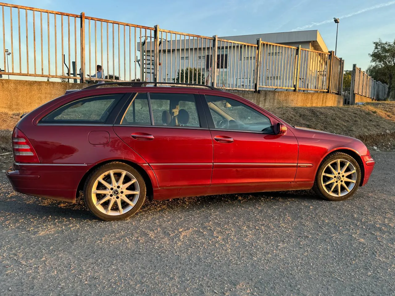 Mercedes C220 дизель автомат 2004 года Земун 2