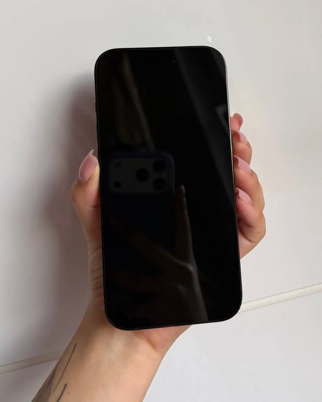 IPhone 14 Pro 256 ГБ с защитным стеклом Белград 2