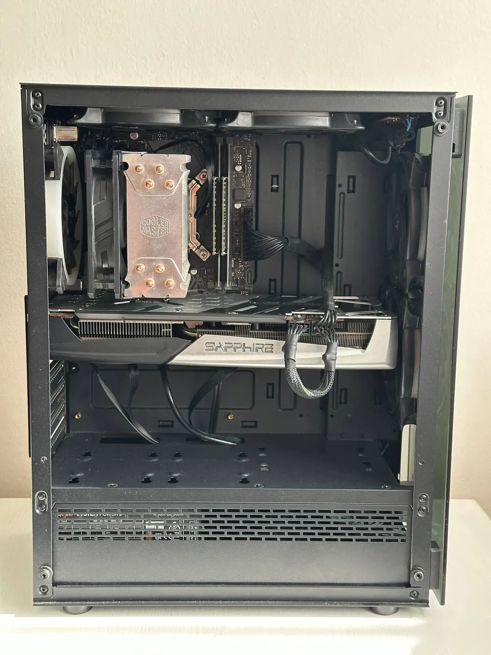 Игровой ПК i7-9700 RX 5700 XT 8 ГБ Белград 2