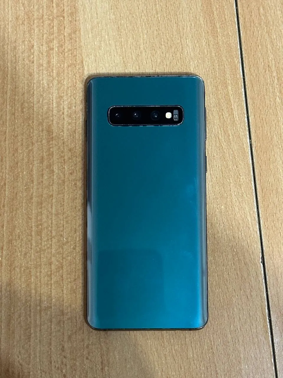Samsung Galaxy S10 64 ГБ 2