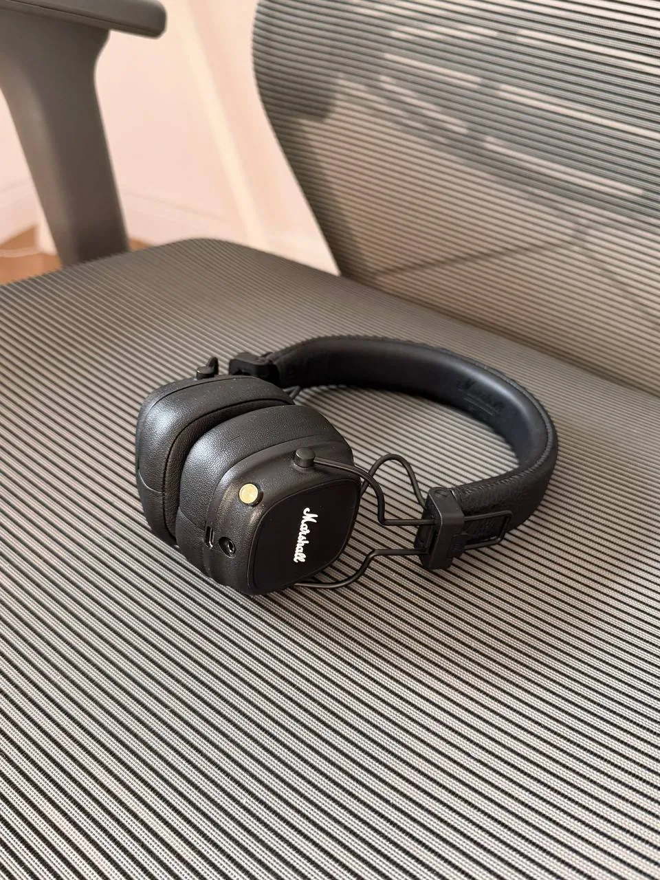 Наушники Marshall Major IV накладные 1