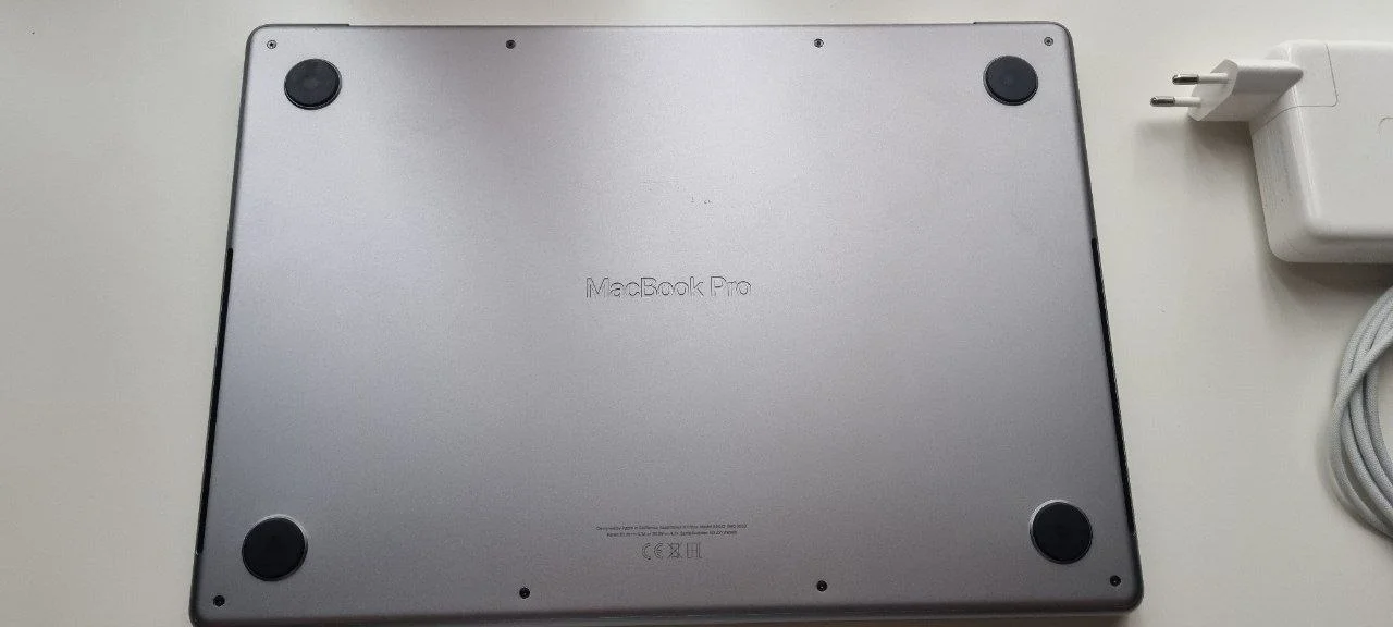 MacBook Pro 14 M1 Pro 2021 4