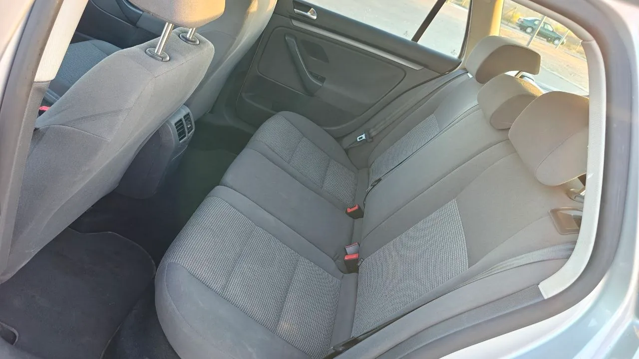 VW Golf 5 2008 1.4 TSI механика Белград 9