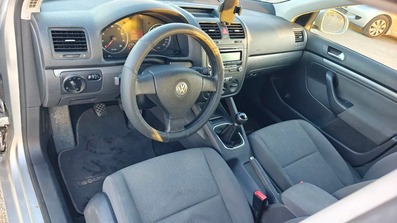 VW Golf 5 2008 1.4 TSI механика Белград 8