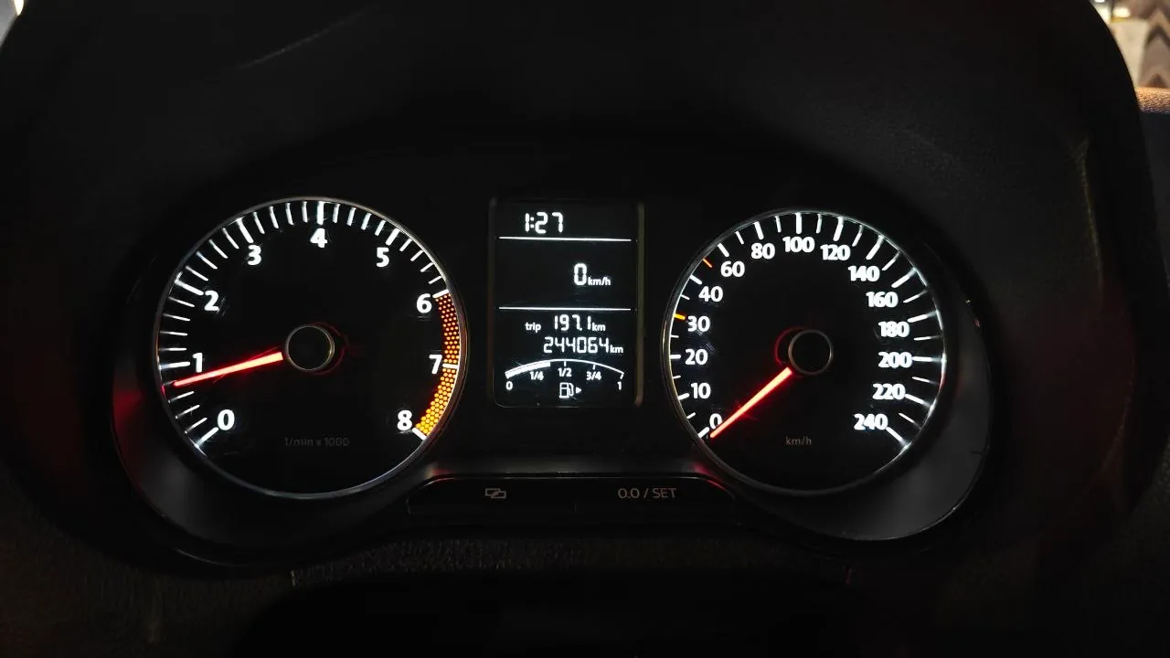 VW Polo 2011 1.2 TSI механика 244000 км Белград 8