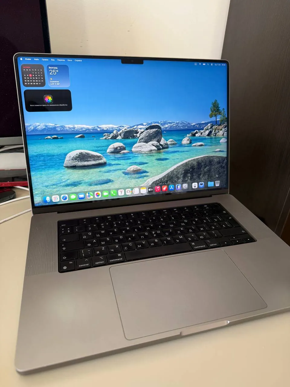 MacBook Pro 16 M1 Pro 32 ГБ Space Gray Новый Белград 1