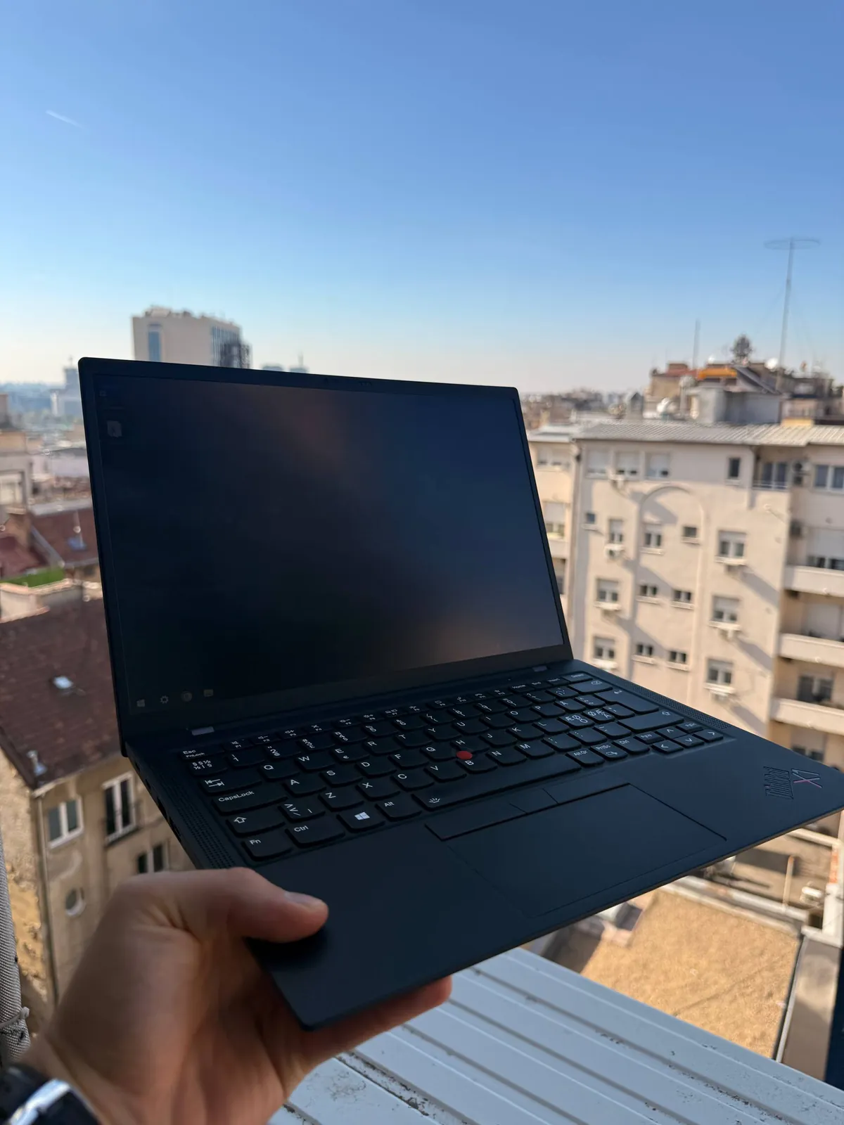Ноутбук ThinkPad X1 Carbon Gen 9 i7 16 ГБ Белград 6