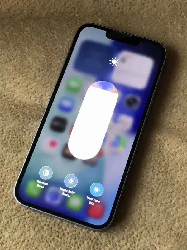 IPhone 14 128 ГБ батарея 93% Нови Сад 1