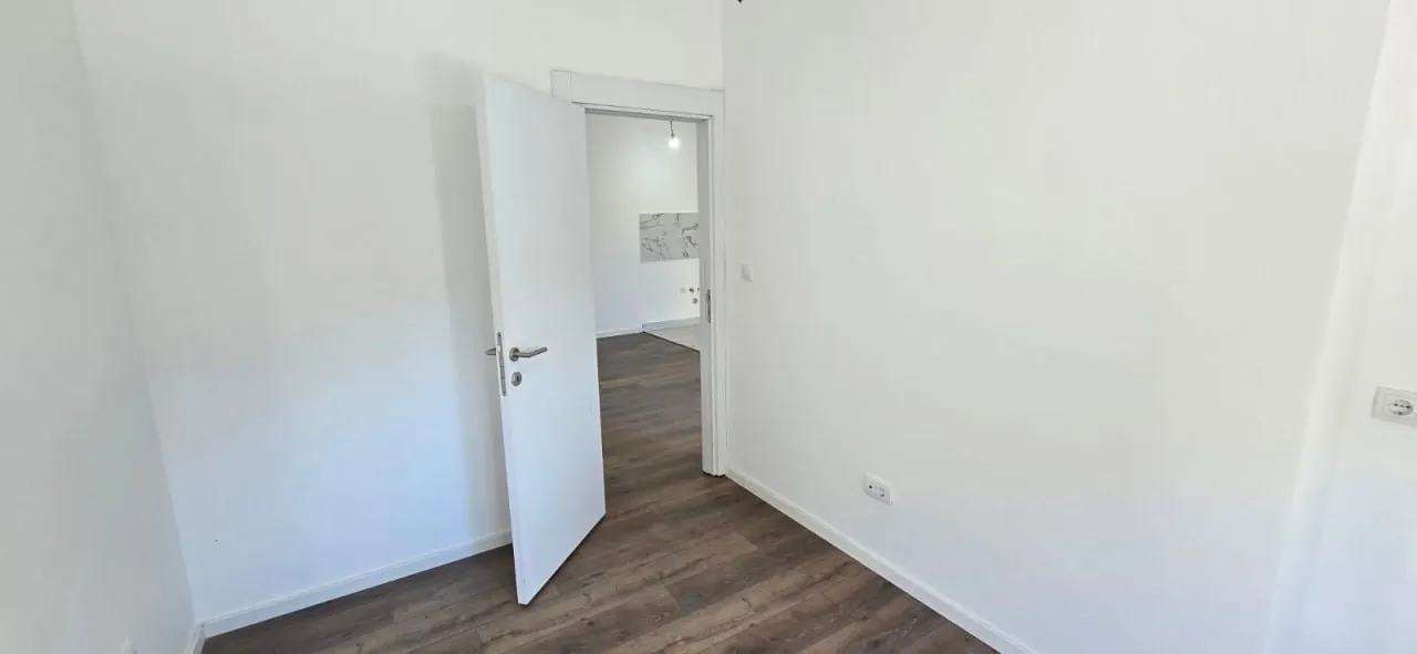 Двухкомнатная квартира 45 м² в Аутокоманде, Вождовац 4