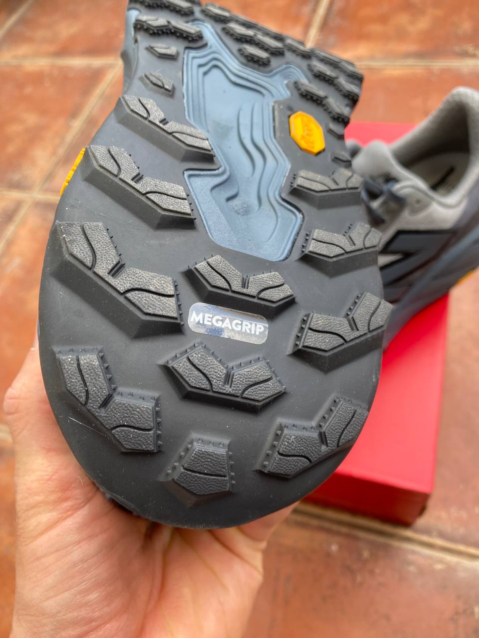 Кроссовки New Balance Hierro 46.5 4
