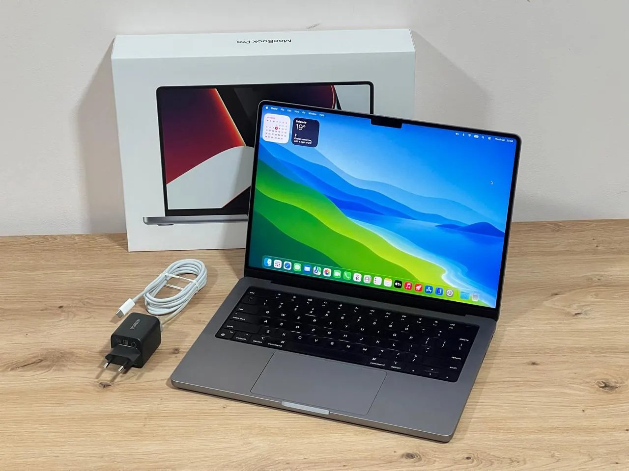 MacBook Pro 14 M1 Pro и Mac mini M2 Белград 3