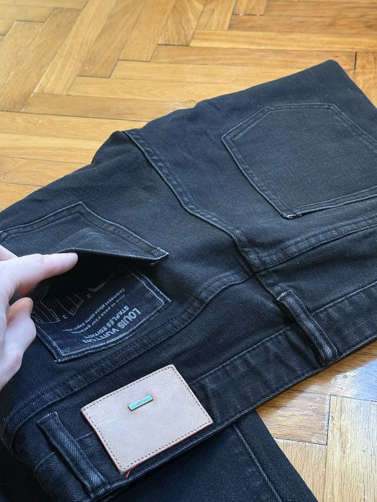 Джинсы LV синие и черные M 2