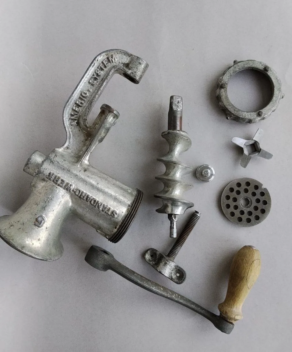 Антикварная мясорубка Standard-Werk No.5 Австрия 1930-е 3