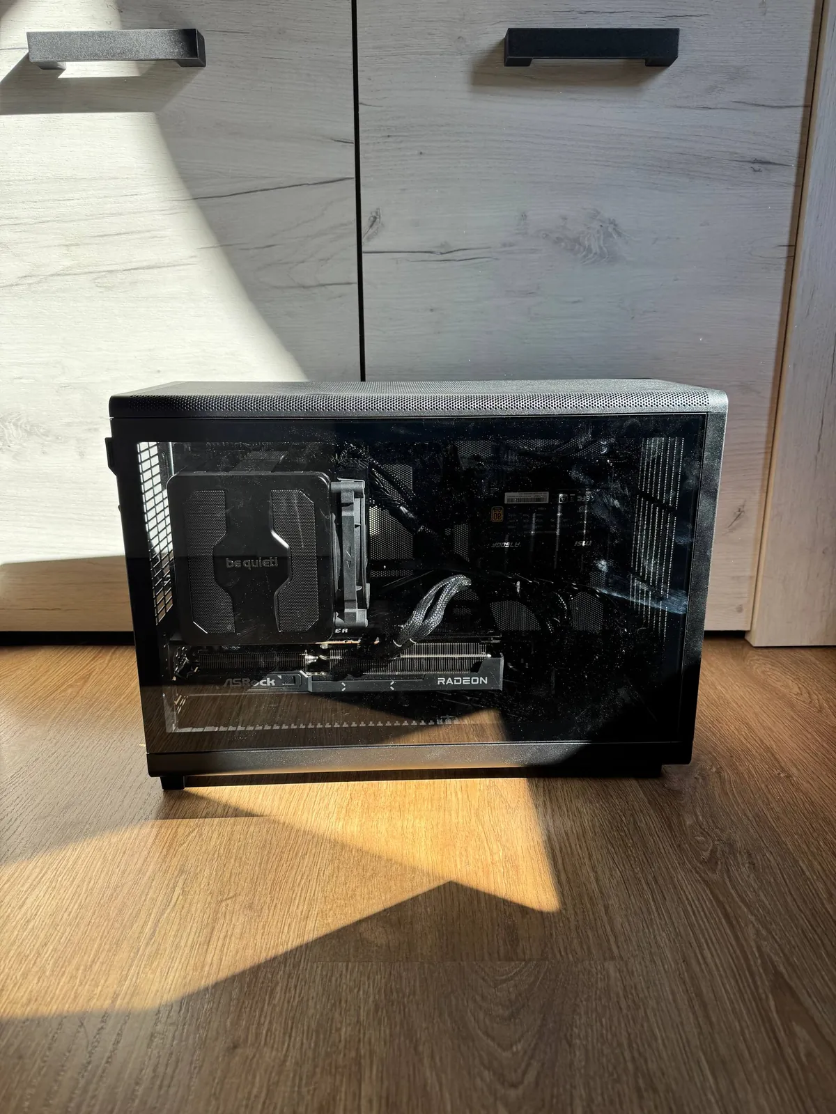 Мини-ITX сборка Ryzen 7 7800X3D RX 9070 16 ГБ Белград 2