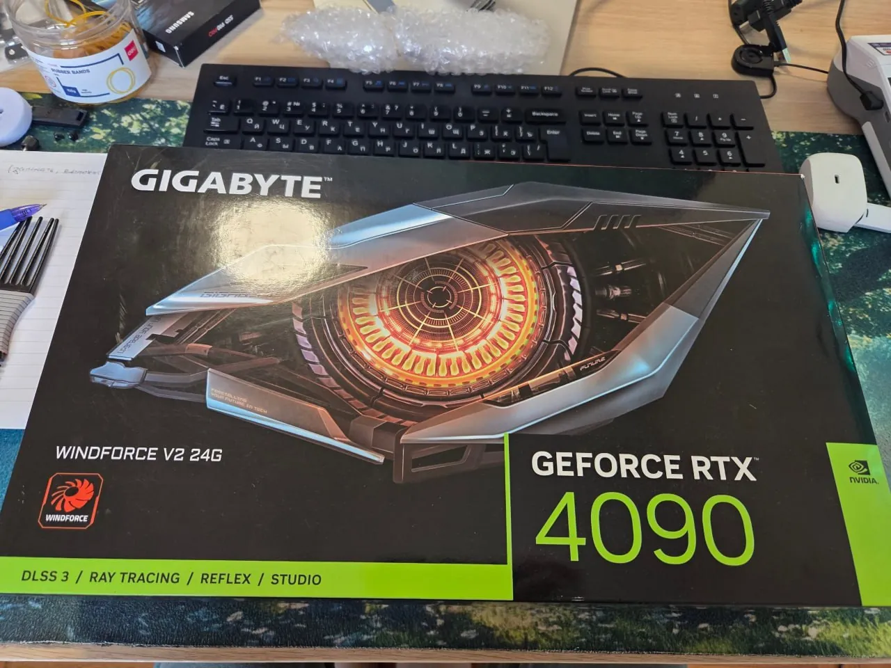 Видеокарта RTX 4090 24 ГБ Gigabyte и Asus TUF Белград 1