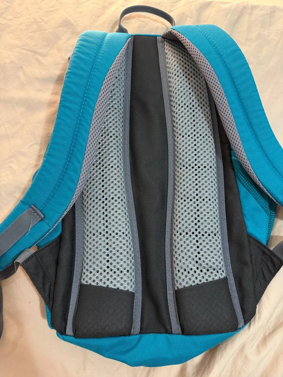 Рюкзаки Deuter и Hemp и поясная сумка 2