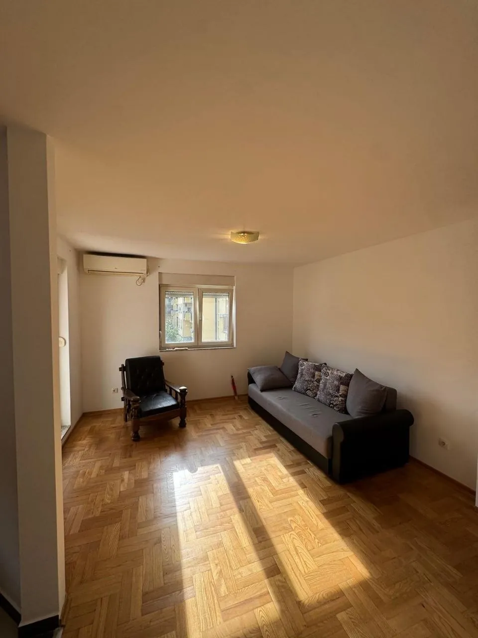 Двухкомнатная квартира 55 м² в Земун-Поле 3