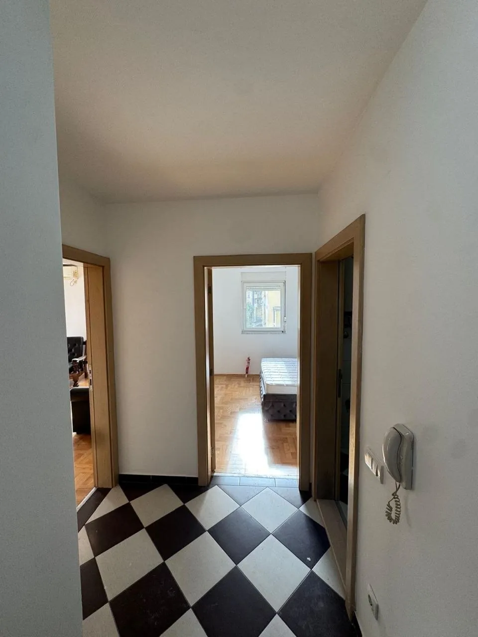 Двухкомнатная квартира 55 м² в Земун-Поле 5