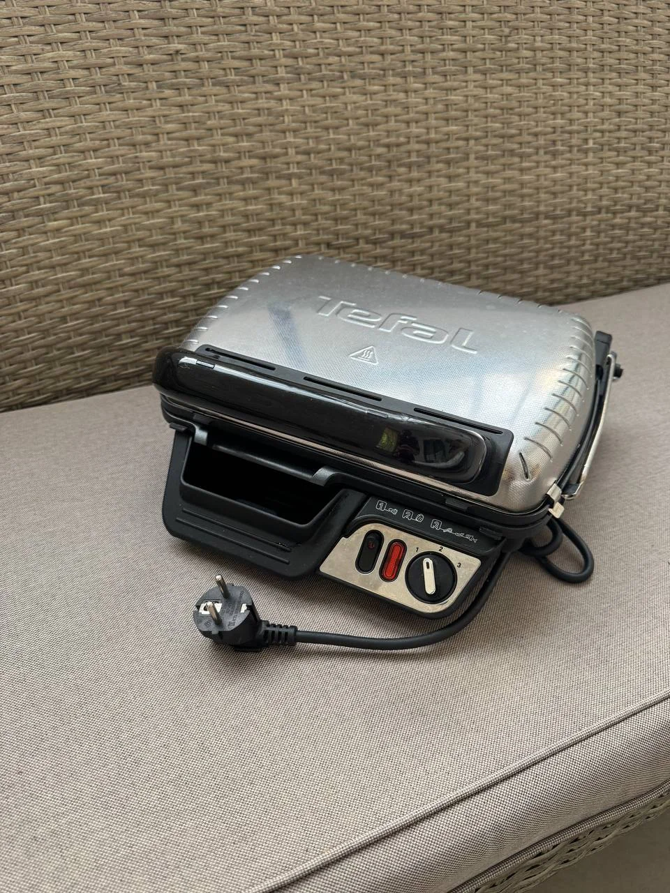 Электрогриль Tefal GC306012 1