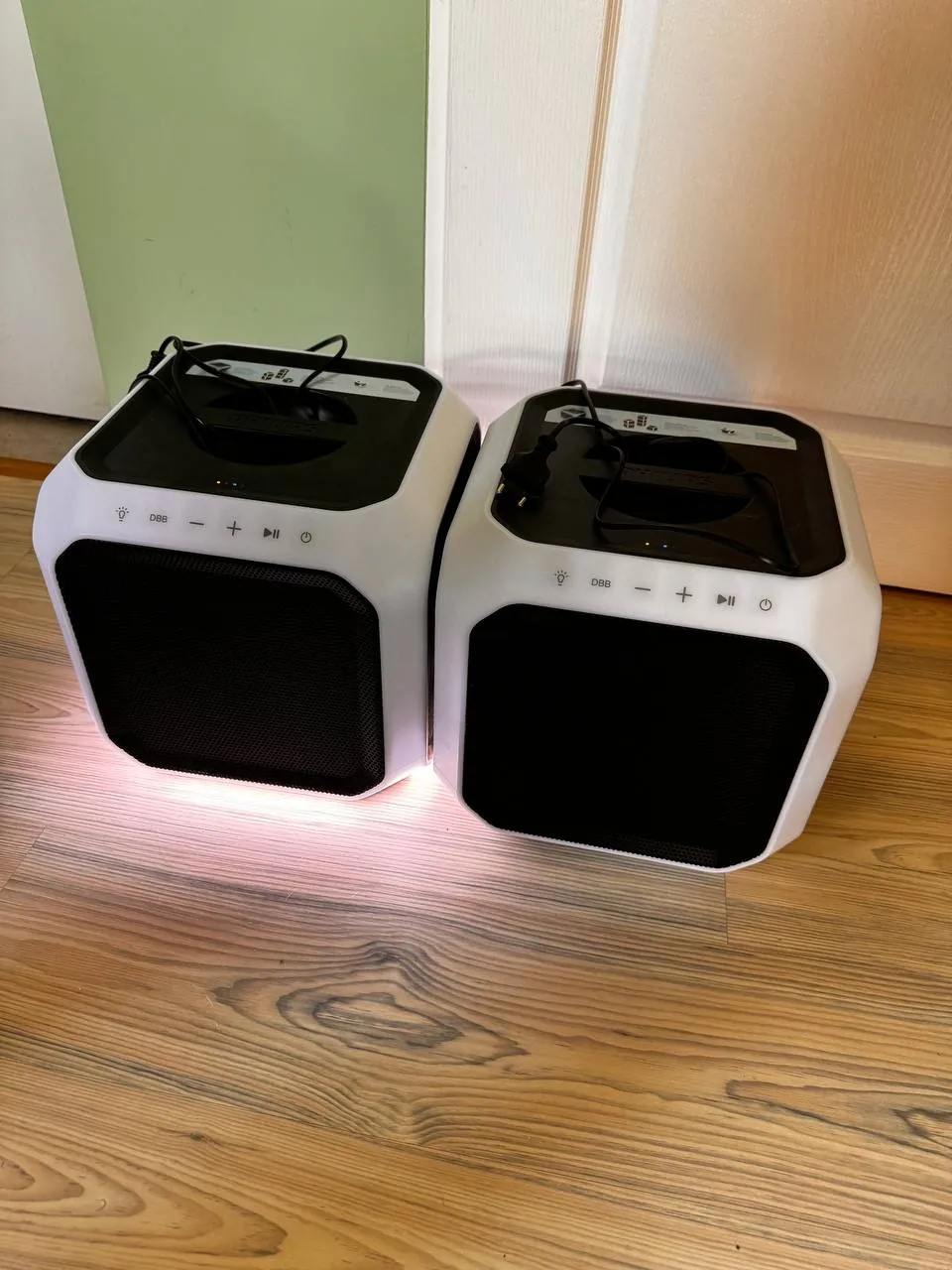 Колонка Philips TAX7207 Bluetooth с подсветкой 360° 3