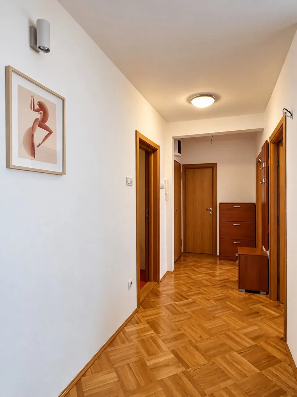 Трёхкомнатная квартира 64 м² Ташмайдан парк 6