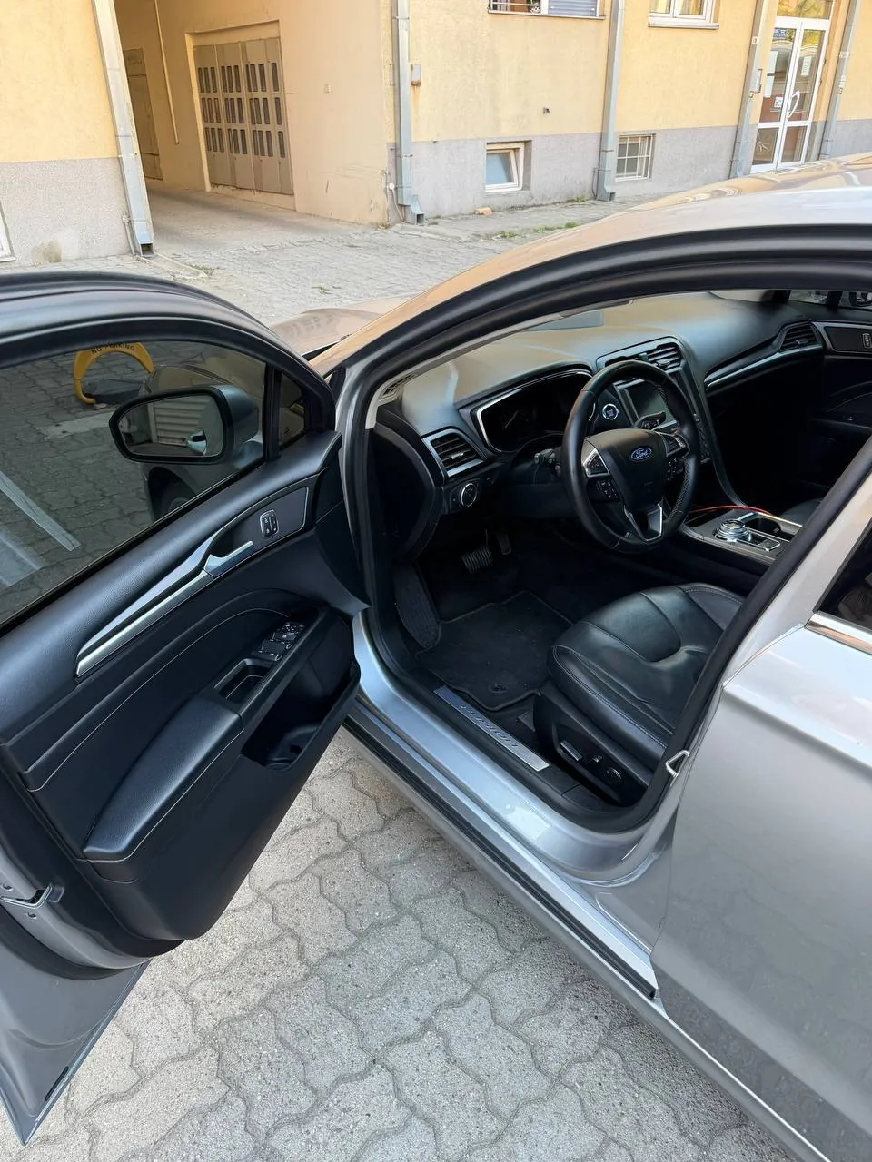 Ford Fusion 2020 AWD Titanium Нови-Сад 8