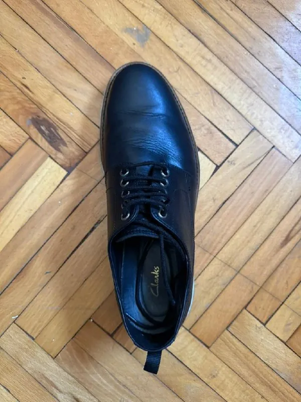 Кожаные полуботинки Clarks и кроссовки Skechers 3