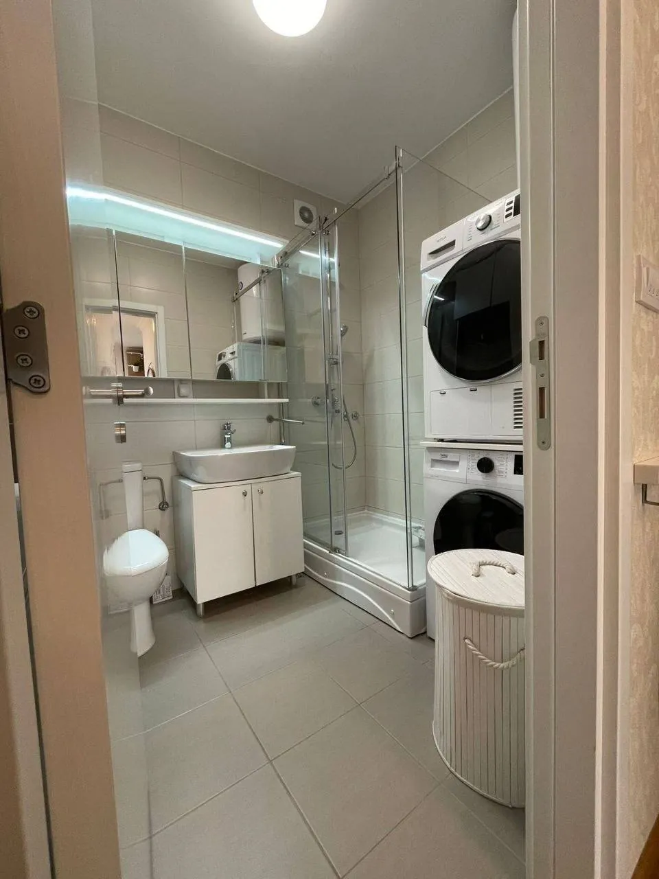 Трёхкомнатная квартира 60 м² в Сланачком путу, Палилула 10