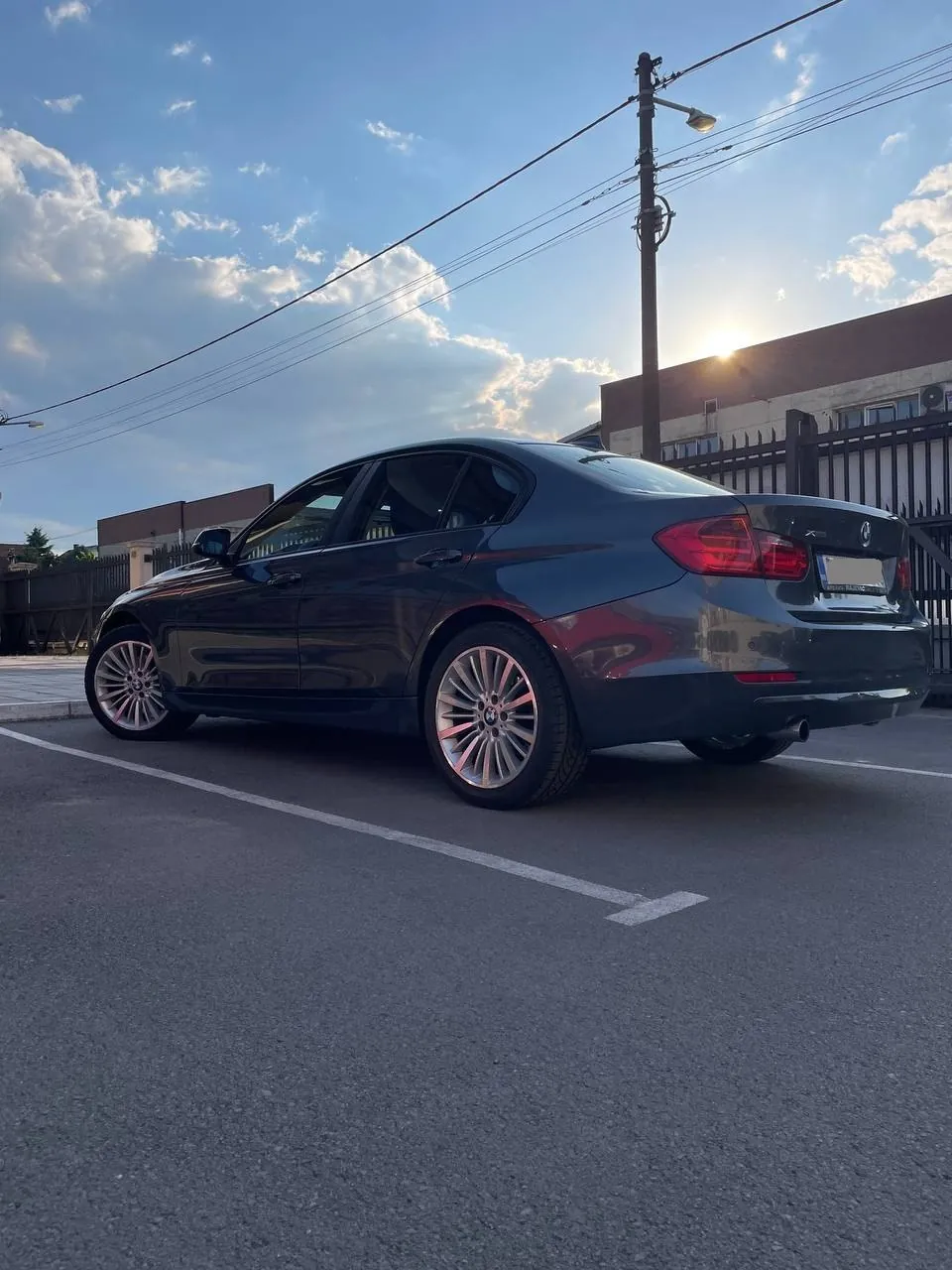 BMW 320D xDrive автомат 2015 год Белград 1