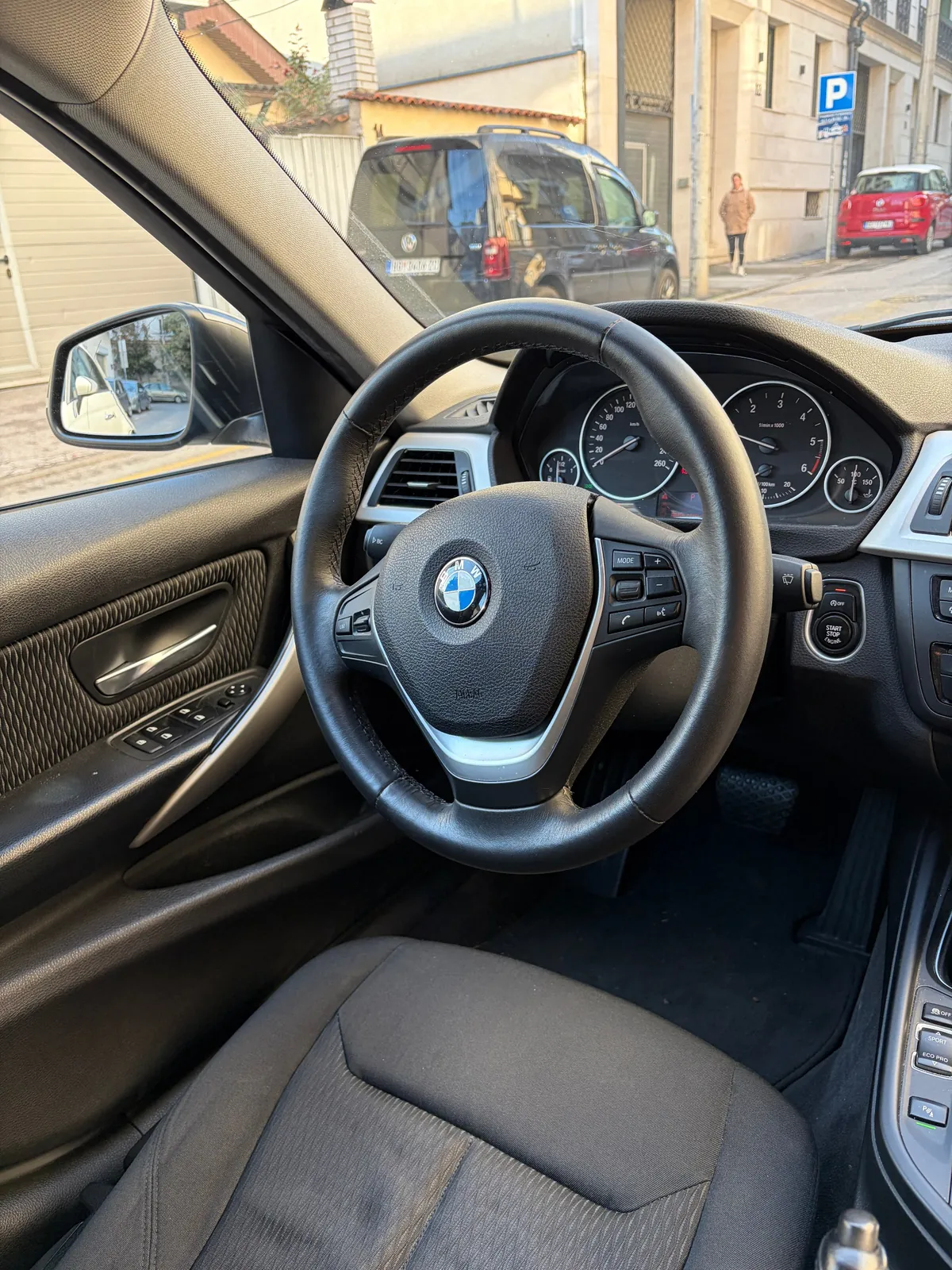 BMW 320D xDrive автомат 2015 год Белград 3