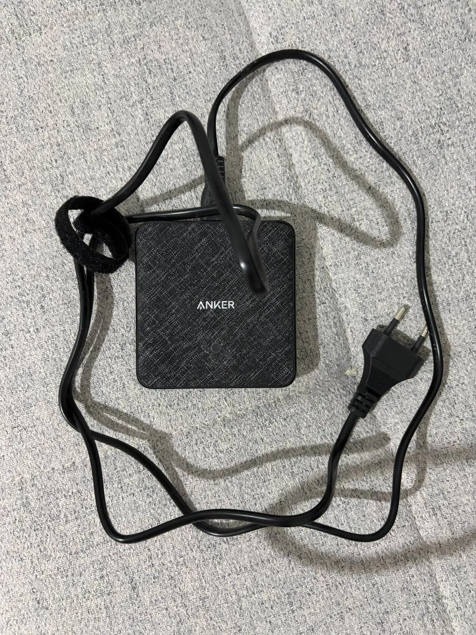 Зарядное устройство Anker 65W USB-C четыре порта Белград 2