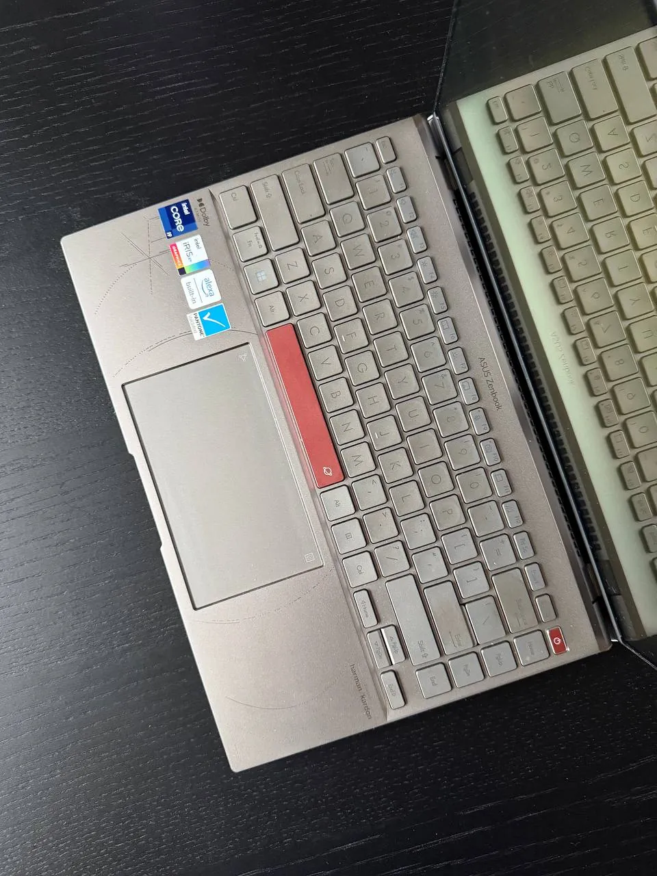 Ноутбук Asus Zenbook Space Edition Белград 2